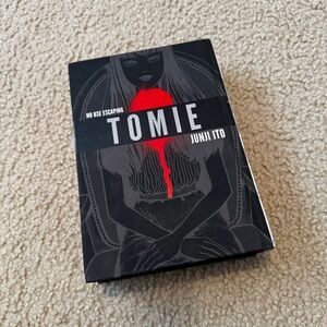 tomie book by junji ito